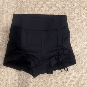 Lululemon Athletica Black High Waist tight shorts